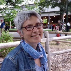 Meet your Posher, Jeannette